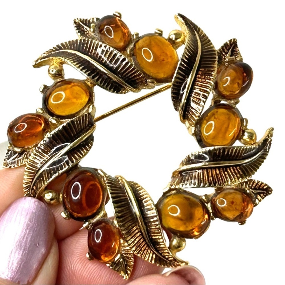D’ORLAN Signed Wreath 10 Amber Glass Cabochon  Gold Tone Crystals  Brooch